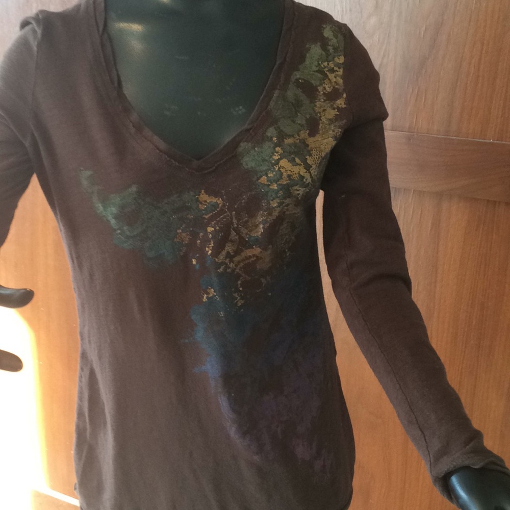 Brown v neck gold foil top